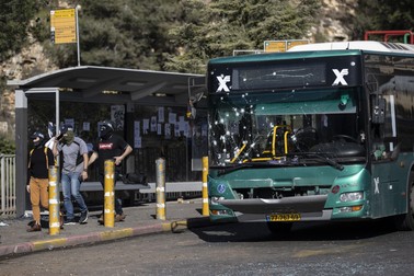 Exploziile de miercuri dimineață au avut loc în două stații de autobuz din Ierusalim. Foto: Hepta