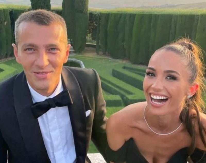 Cine e Iana Budeanu, noua iubită a lui Matei Stratan. Fostul Mădălinei Ghenea s-a afișat deja cu partenera lui