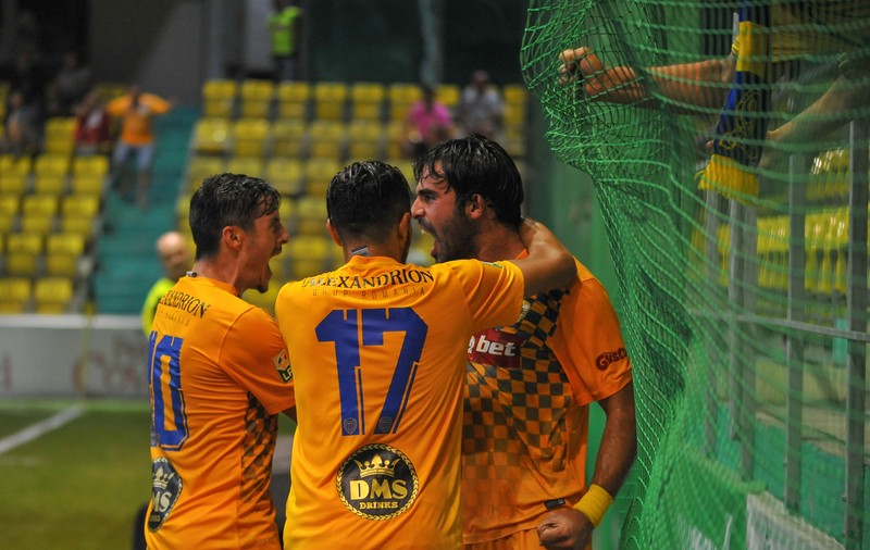 Liga I: Concordia Chiajna - Petrolul Ploiești 2-2. ^Prahovenii au scos un punct în 10 oameni