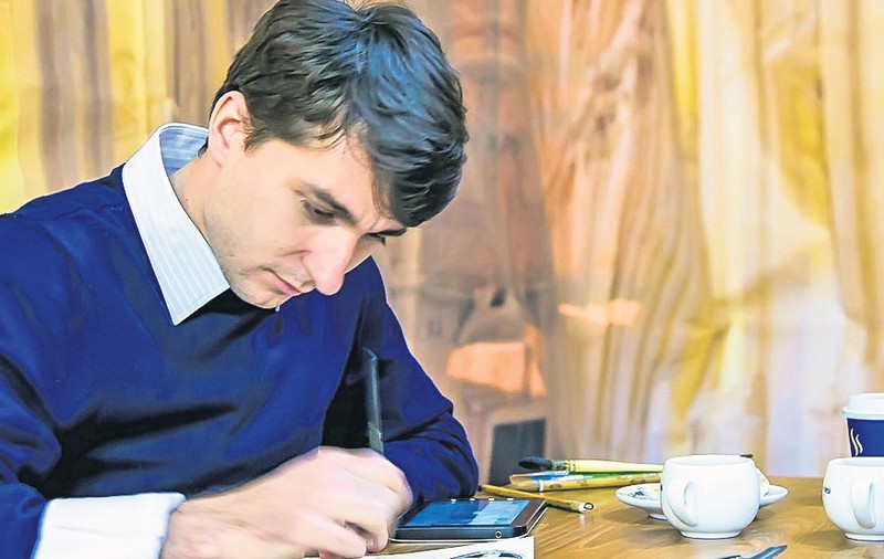 Desenează în cafea