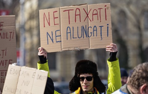 Ministerul Educației acordă aproape 40.000 de burse sociale pentru studenți. Care sunt condițiile și despre ce sume este vorba