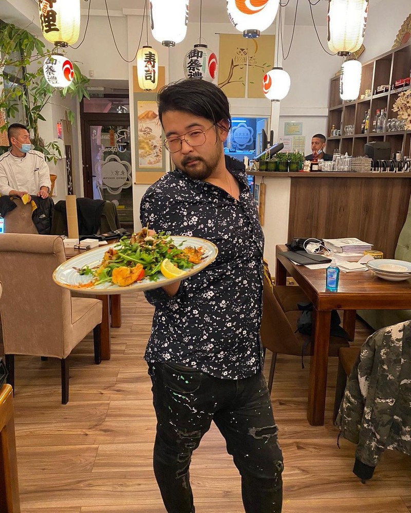 În restaurantul japonez al familiei, din Constanța