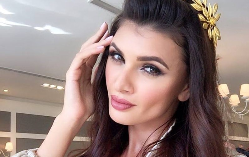 EXCLUSIV/ Ramona Gabor a venit în România pentru a profita de barterele făcute de Moni. Gratis e noul trend