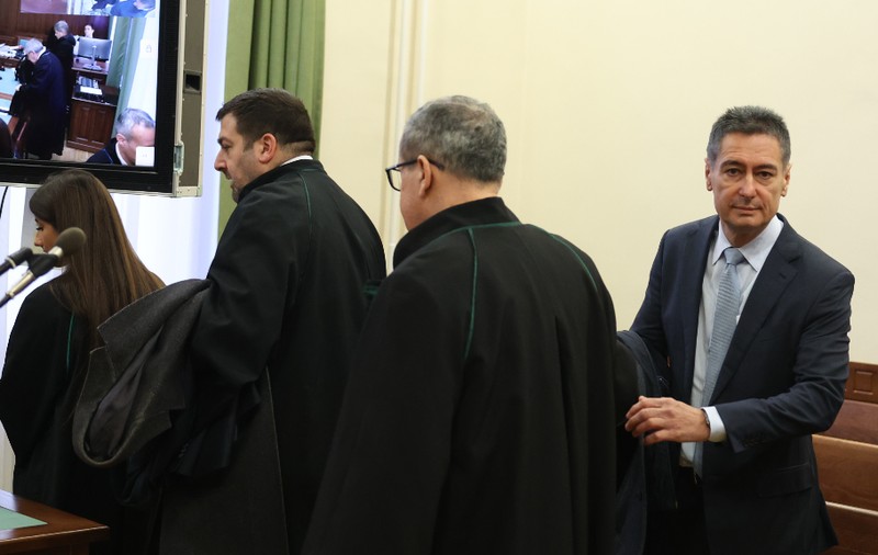 „Scandalul parcărilor din Budapesta”, dosar uriaș de corupție în Ungaria. Mai mulți politicieni, inclusiv un fost ministru, acuzați că au luat mită de 800.000 de euro