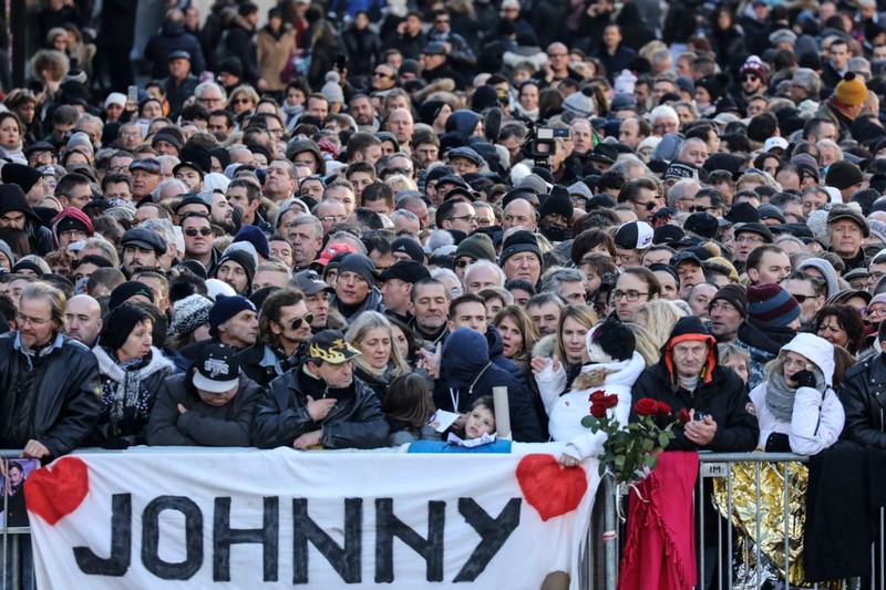 Rămas bun de la Johnny Hallyday