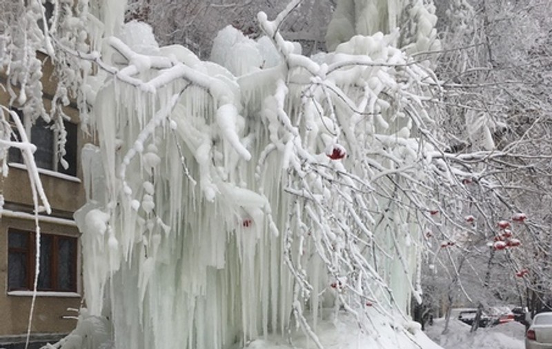 GALERIE FOTO | Un oraș a înghețat complet. Temperaturi record înregistrate în sudul Rusiei
