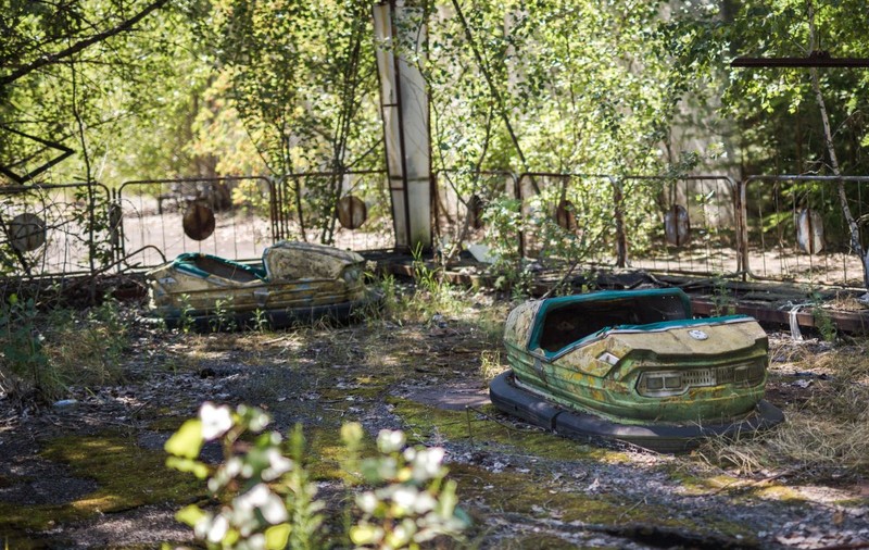 FOTO | Cum arată Cernobîl la 33 de ani de la dezastrul nuclear. Imagini cutremurătoare care arată cum natura își revendică drepturile