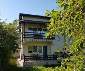 Casă în Mogoșoaia lângă parc
