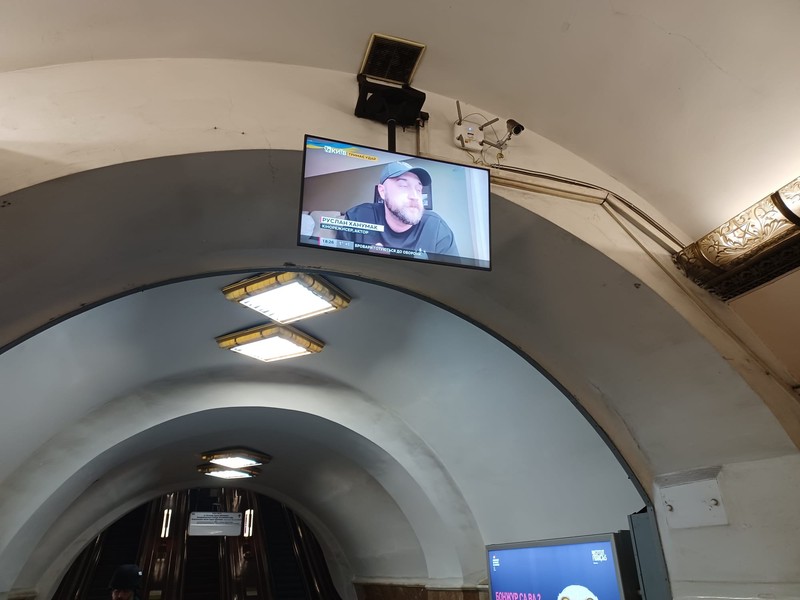 Corespondentul Libertatea a apucat să prindă doar câteva cadre în metroul din Kiev, fiind interzis fotografiatul, din motive de securitate