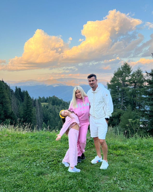 Elena Udrea a împlinit 52 de ani a doua zi de Crăciun. Mesajul uimitor transmis de fostul politician. „Viața mea este rezultatul alegerilor mele”