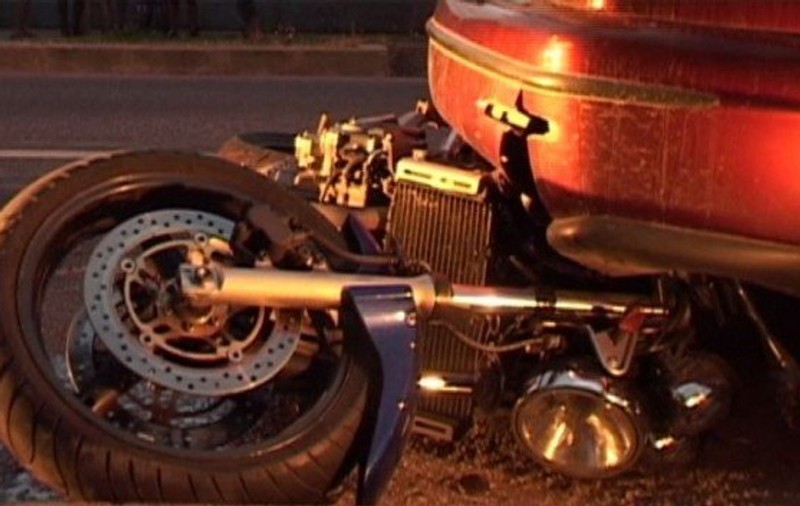 Un motociclist a fost călcat de mașină lângă stadionul ”Dan Păltinișanu” din Timișoara