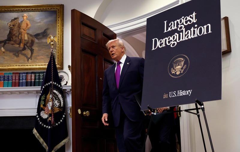 Donald Trump a abrogat legea care a servit drept fundament pentru lupta împotriva schimbărilor climatice