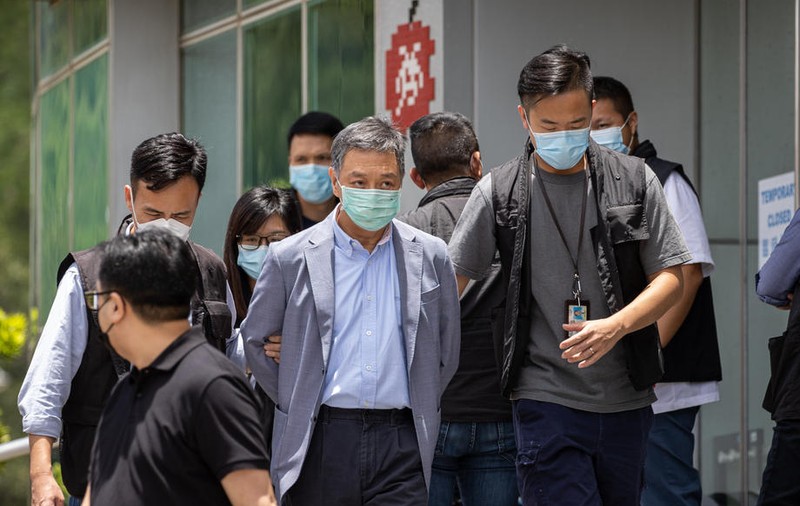 Hong Kong a arestat directori de la un ziar pro-democrație, acuzați că au încălcat legea securității naționale