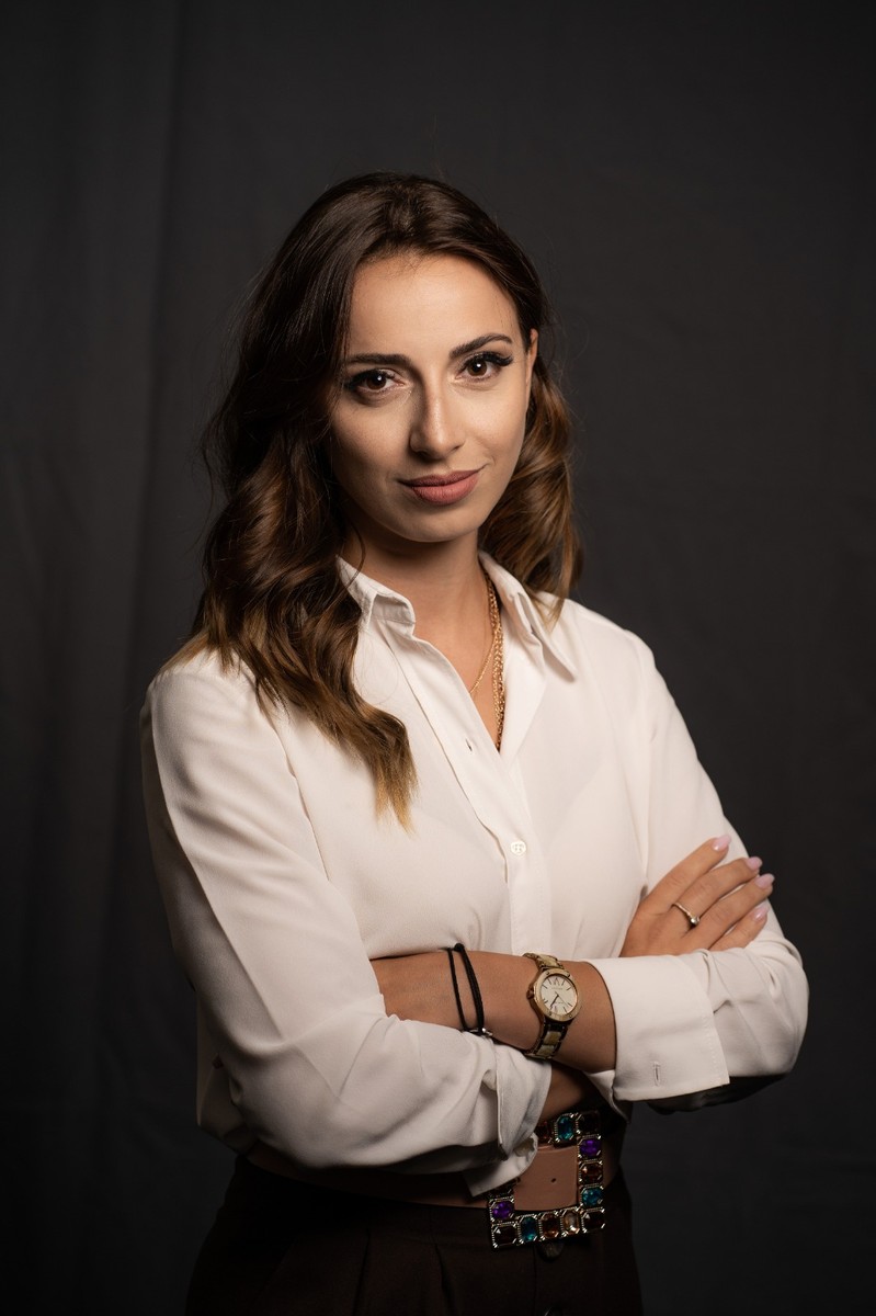 Andreea este în anul șase la Medicină