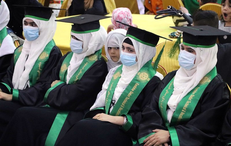 Regimul taliban a interzis accesul femeilor în universitățile din Afganistan