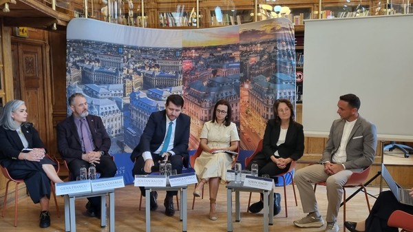 Ministerul Educației și Cercetării a organizat marți, 29 septembrie, lansarea publicației „Education at a Glace 2026, editată de OCDE. Foto: Laura Macavei