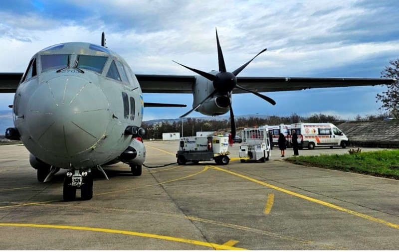 Patru victime din incendiul din Macedonia de Nord au fost transportate în Lituania cu o aeronavă a Forțelor Aeriene Române 