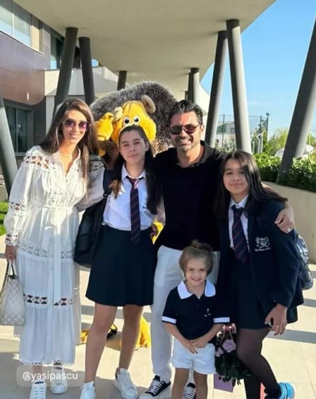 Ce spune Pepe despre viața lui de familie după 3 ani de căsnicie cu Yasmine. „Am ținta mea foarte clară. Știe fiecare ce are de făcut”