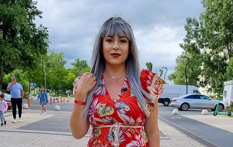 Oana Roman, transformare radicală de look. Fanii au felicitat-o pentru alegerea făcută. „Aceasta nu este o perucă”