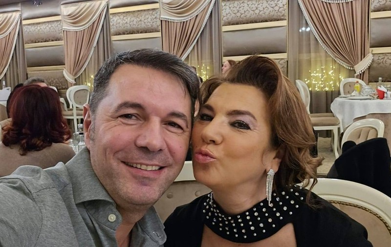 Mihaela Borcea și Sorin Rap au stabilit data nunții. Cum vor arăta cele două rochii de mireasă. „Și Sorin tot două ținute va avea”
