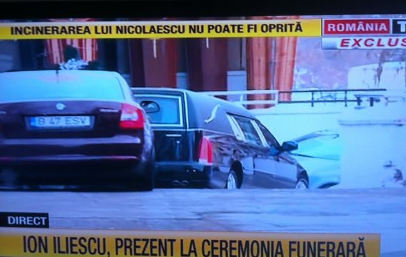 Sicriul lui Sergiu Nicolaescu a ajuns la crematoriu | FOTO