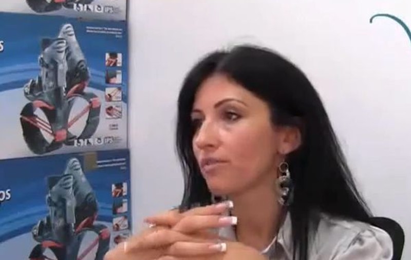 KINGA SEBESTYEN spune SECRETUL corpului său SUPERB. VEZI ce mănâncă BRUNETA de 39 de ani care ameninţă căsnicia NICOLETEI LUCIU