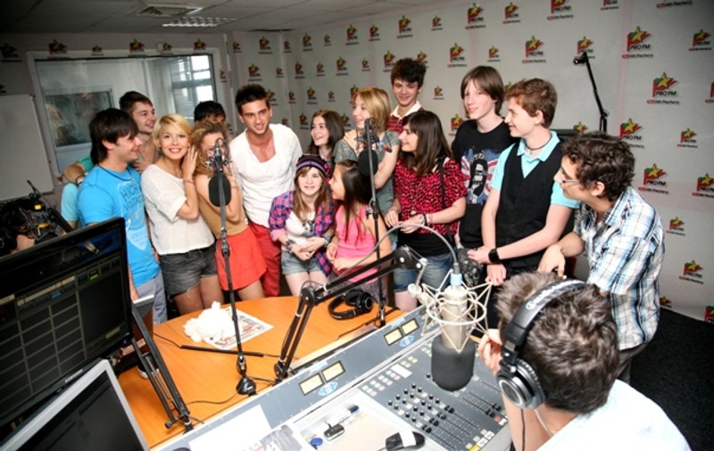 Trupa La-La-Band, spectacol în studioul Pro FM