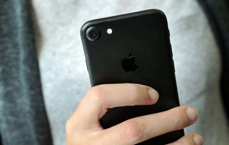Coronavirusul ar putea afecta producția viitorului iPhone ieftin, pe care Apple intenționează să îl lanseze în luna martie