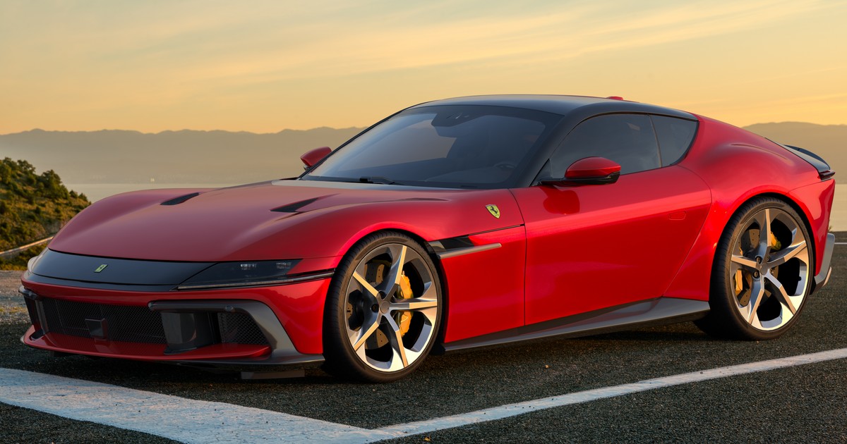 Ferrari 12Cilindri roșu