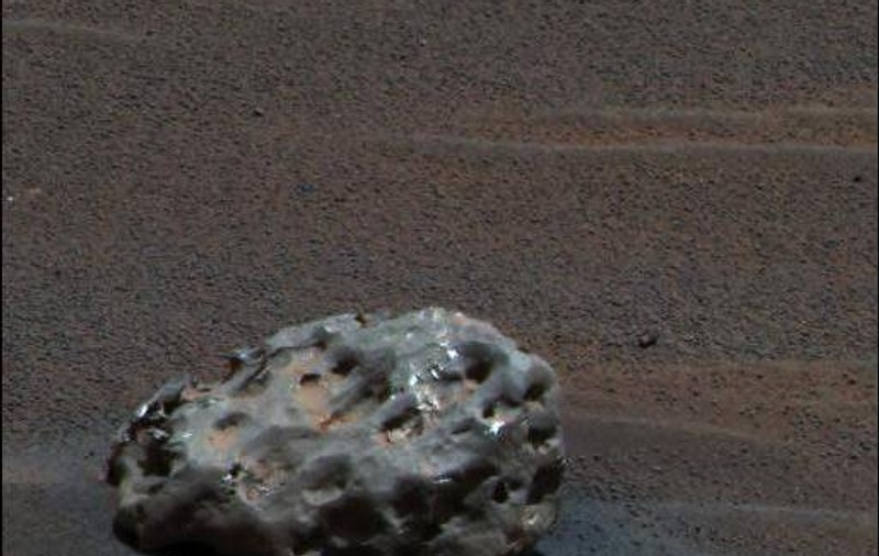 Un meteorit de 18 kilograme a fost descoperit în Antarctica