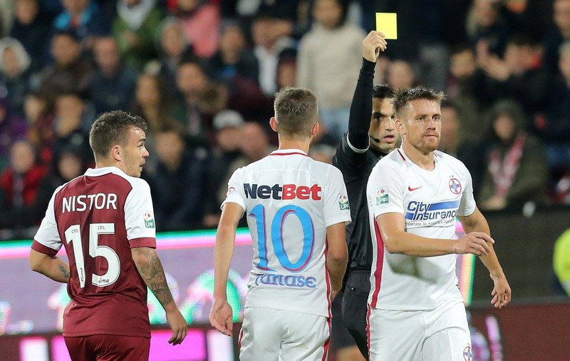 Dan Petrescu a încălcat regulamentul UEFA! Ce spun Cristi Balaj și Ion Crăciunescu despre arbitrajul lui Hațegan