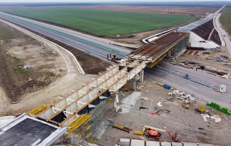 Traficul rutier pe autostrada A7 Ploiești - Buzău se închide până pe 25 mai. Rute ocolitoare