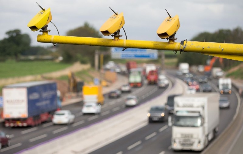 36.000 de amenzi de viteză anulate, șoferii primesc banii înapoi. 150 de radare au avut aceeași anomalie, în Marea Britanie