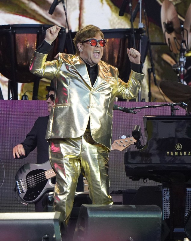 Elton John a susţinut ultimul concert în Marea Britanie: „Nu vă voi uita niciodată”