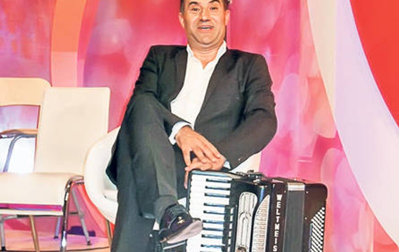 Ioniţă de la Clejani ARUNCĂ BOMBA! Taraful său pregăteşte un musical pe Broadway