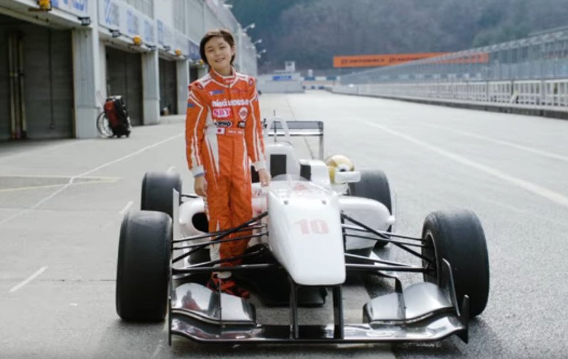 Juju Noda are 12 ani și pilotează deja o mașină de Formula 3. Japoneza vrea să devină campioană în Formula 1 | VIDEO