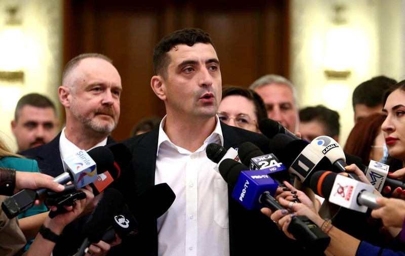 George Simion: Parlamentari PNL au încercat să ne mituiască înainte de moțiunea de cenzură