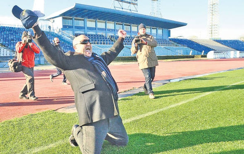 E oficial! Universitatea Craiova se retrage din Liga 2. Adrian Mititelu: «Trăim momente de coşmar»