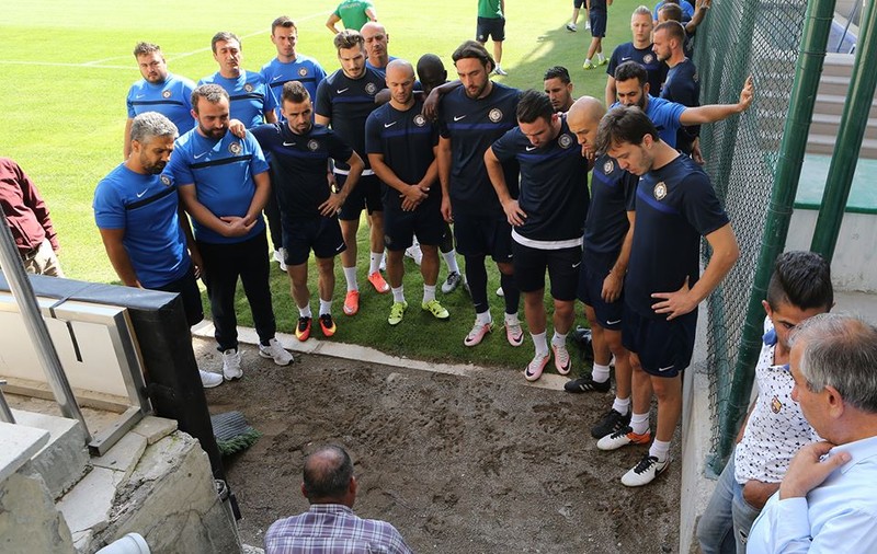 Turcii de la Osmanlispor, adversarul Stelei în Liga Europa, au sacrificat o oaie. Gigi Becali: ”E idolatrie! Nu mă duc la ei”