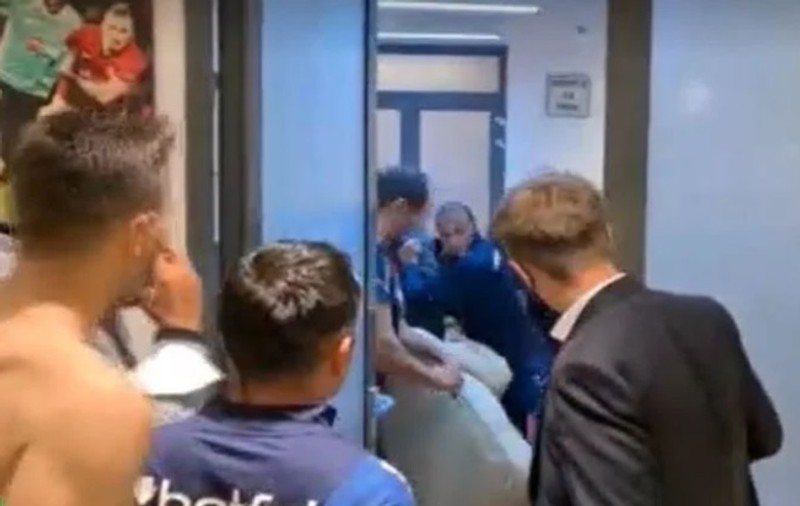 Bătaie în vestiarul CFR Cluj, după înfrângerea cu Steaua Roșie Belgrad. A fost deschis dosar penal