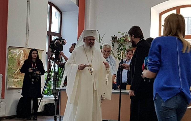 VIDEO / Patriarhul Daniel a votat în cadrul referendumului. Mesajul transmis de acesta