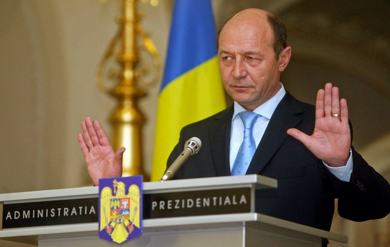 Preşedintele Băsescu PUNE CONDIŢII pentru SEMNAREA SCRISORII către FMI