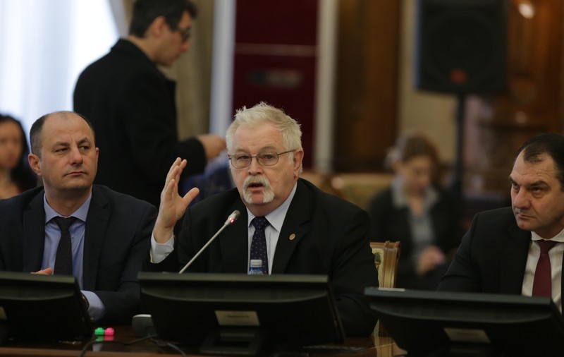 Anton Anton, propus la ministerul Energiei: ”Am fost o viață întreagă profesor de fluide; Nu avem energie, nu se aprinde becul”