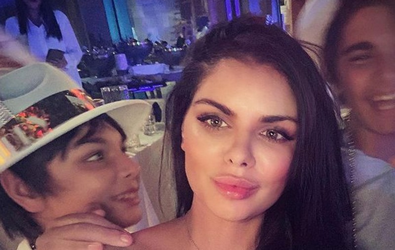 Ileana Lazariuc, imagine rară alături de fiul ei cel mic. Nicholas are 12 ani și îi seamănă leit