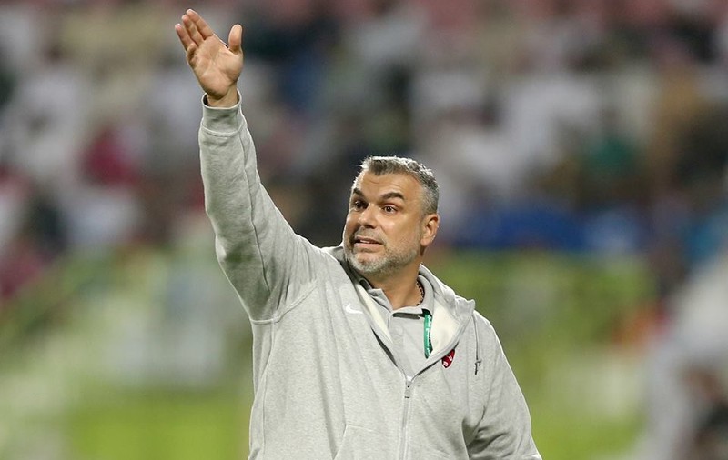 Cosmin Olăroiu a pierdut derby-ul campionatului din Emiratele Arabe Unite și a coborât de pe podium / VIDEO