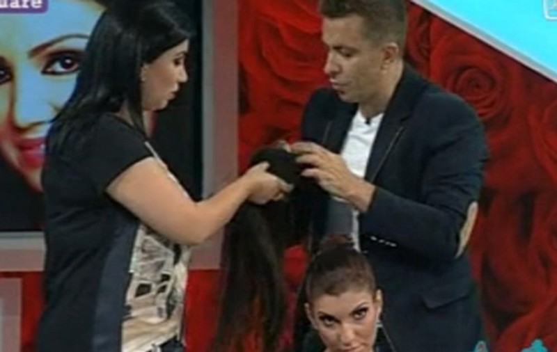 ADEVĂRUL pe care Andreea Tonciu l-ar fi dorit ASCUNS! Are PĂRUL DISTRUS şi poartă MEŞE! Foto