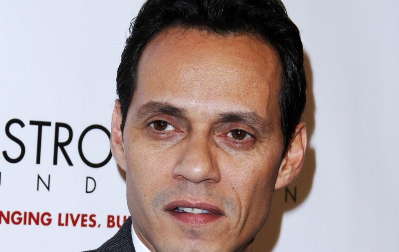 MARC ANTHONY bagă MÂNA în BUZUNAR! Plăteşte PENSIE ALIMENTARĂ DUBLĂ PRIMEI NEVESTE!