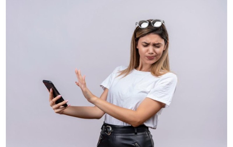 3 greșeli care pot afecta iPhone 16 Pro Max din prima zi