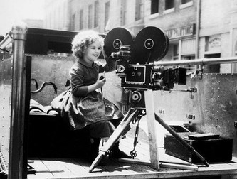 Shirley Temple, cea mai tânără câștigătoare a Academiei Sursă foto: Pagina Facebook