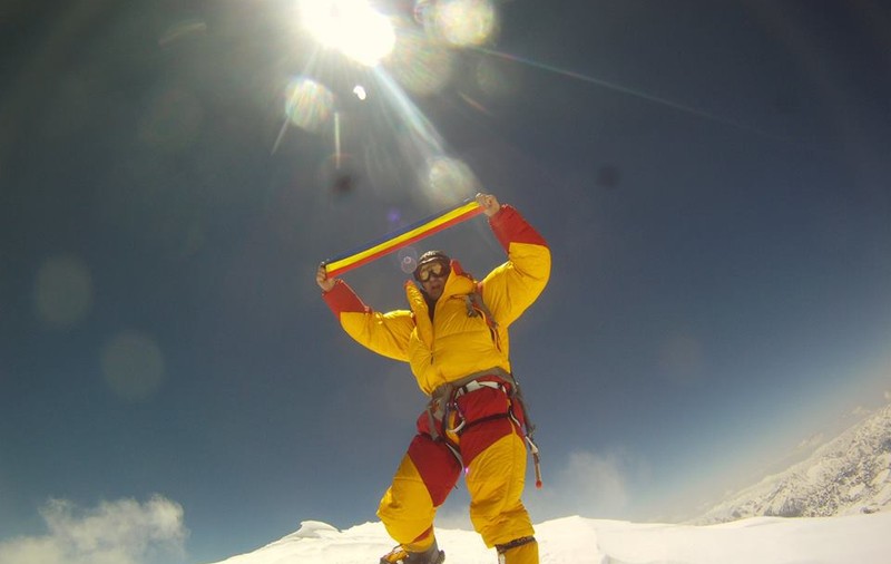 Alpinistul român Horia Colibășanu a cucerit Everestul. ”A fost oribil de greu şi foarte, foarte frig"